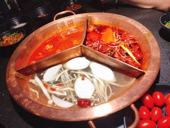 一次用油老火锅-锅说大脸毛肚重庆老火锅(佐阾店)