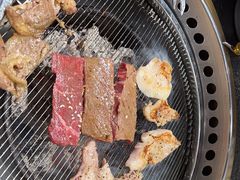 -何发发和牛烧肉·鳗鱼榴莲放题自助(乐峰广场店)