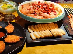 -香蟹煲·醉蟹牛蛙耙鸡爪