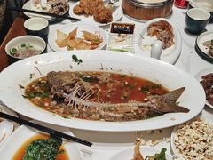 -梅利汴京烤鸭•开封豫菜地标店(东大街店)
