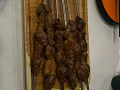-乡村馕坑肉·烧烤·新疆菜·本地人更爱吃(阿勒泰首店)