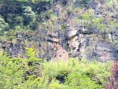 -高荡千年布依古寨旅游景区