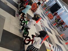 -Kiddo趣多儿童滑步车骑行会(宏泰广场店)