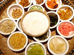 -包整·丝娃娃(一览甲秀楼风景店)