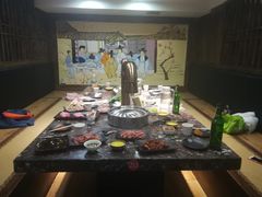 -啊美丽炭火烤肉(滑翔一店)