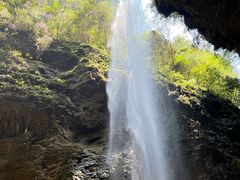-龙水峡地缝景区