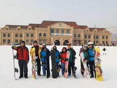 -玉龙湾滑雪场