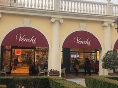 -VENCHI 闻绮(上海佛罗伦萨小镇店)