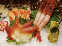 -枝魯枝魯自助料理