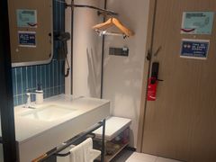 -宜尚酒店(广州上下九永庆坊长寿路地铁站店)