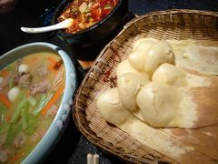 -万重锦·人文川菜馆(骡马市店)