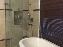 -青岛海尔洲际酒店