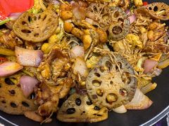 -椒行天下干锅牛蛙·(万宝店)