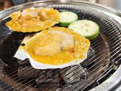 -围炉肉舍•炭烤活鳗•丹东海鲜烤肉(步行街店)