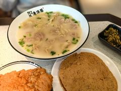 鱼汤小馄饨-阿达师傅鱼汤面