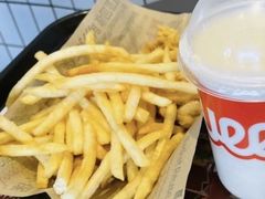 薯条奶茶两件套兑换券-肯德基(葛沽DT店)