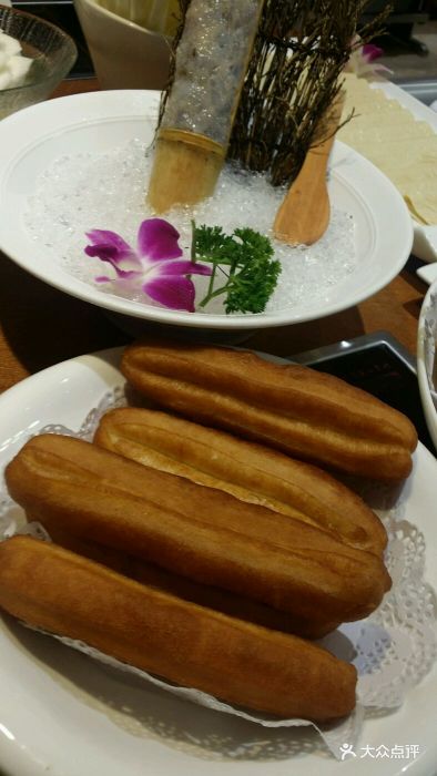 重庆小天鹅火锅(乐彩城店)老油条图片 - 第1张