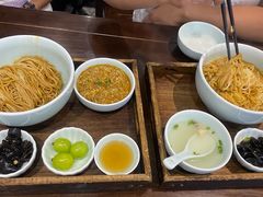 -蟹上黄·蟹黄面·江南糖水(人民广场店)