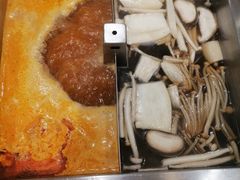 -皇城老妈·大连海鲜火锅(港湾店)