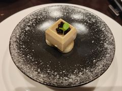 -玥轩YUE HIN(IFS国际金融中心店)