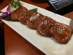 厚切牛舌-魔丼屋(日月光店)