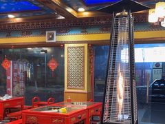 -金鼎雪山牦牛杂火锅(理县总店)