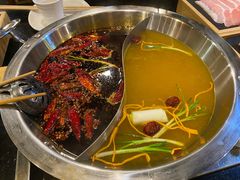 -百年川椒重庆老火锅(光谷店)