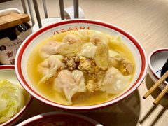 -八二小区抄手(龙湖上城天街店)