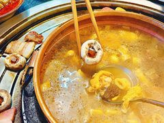 -阿山卓·野生菌火锅·纳西火塘烤肉