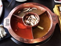 -滇釜火锅·能喝汤的火锅(车公庄店)