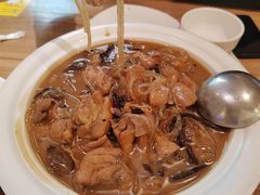 小鸡炖蘑菇-上关雪東北菜(中房金谊店)