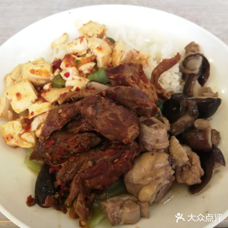 师大美食 果然是江西吃饭大学[呲牙]