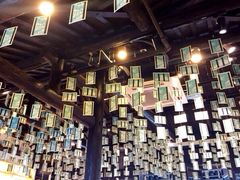 -猫的天空之城概念书店(杭州南宋御街店)