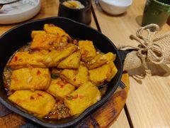 蒜香火腿包浆豆腐-云海肴·汽锅鸡·云南代表菜(东坝金隅店)