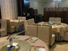 大堂-京食源烧鸽子