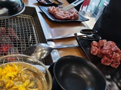 -肉甲韩国木炭烤肉(新壹街1店)