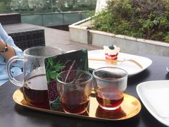 -UNI UNI(环亚凯瑟琳店)