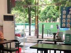 大堂-PHO·5越南牛肉粉(建新路店)