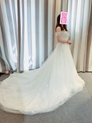 -Flora婚纱礼服定制租赁店