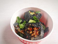 -黑色经典(吾悦广场店)