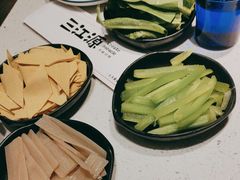-三江源活鱼现烤(维多利摩尔城店)