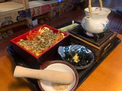 自制活鳗鱼盖饭-鳗鱼家·深夜食堂(军博店)