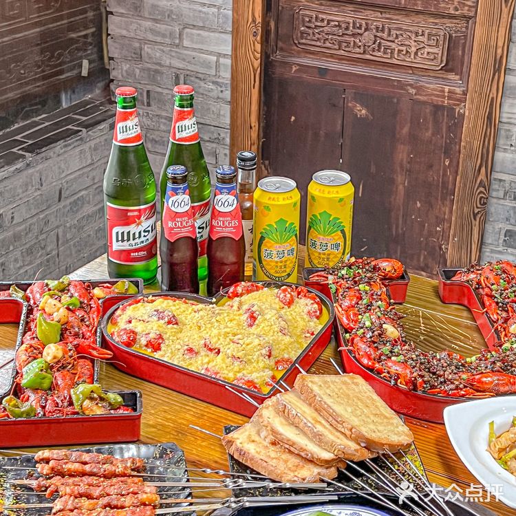 嗯....南京的龙虾粽子🦞怎么不算喜欢呢？