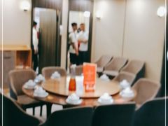 -有红鸡毛店·川菜(建设路店)