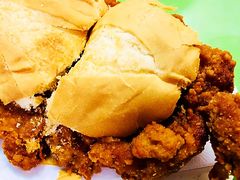 猪扒包-胜利茶餐室