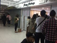 等位区-珍妮曲奇聪明小熊(尖沙咀店)
