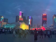 -东港音乐喷泉广场