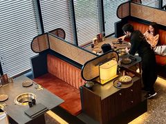 -铭牛烧肉·和牛海鲜自助(高新月牙湖店)