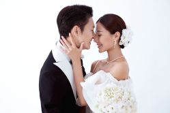 -红番婚纱礼服