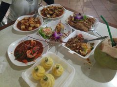 -班赞海鲜市场胖阿姨加工点